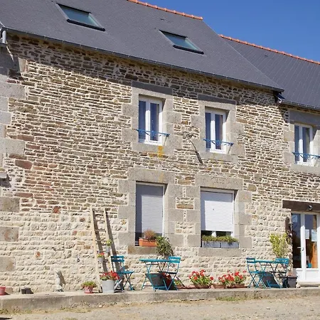 La Petite Chesnee *