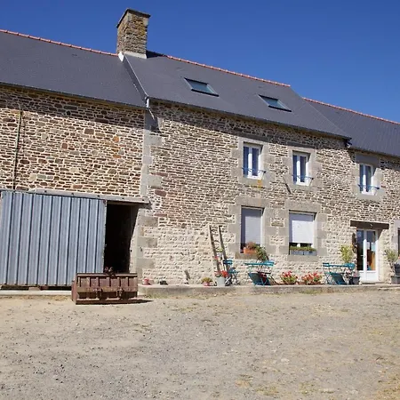 La Petite Chesnee * Sacey