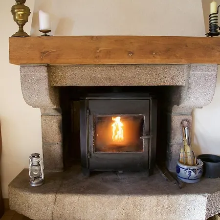 La Petite Chesnee * Sacey