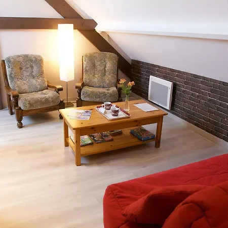 La Petite Chesnee * Sacey