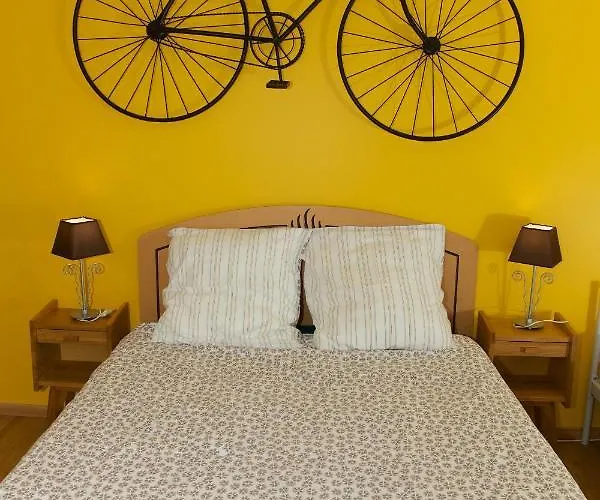 La Petite Chesnee * Sacey