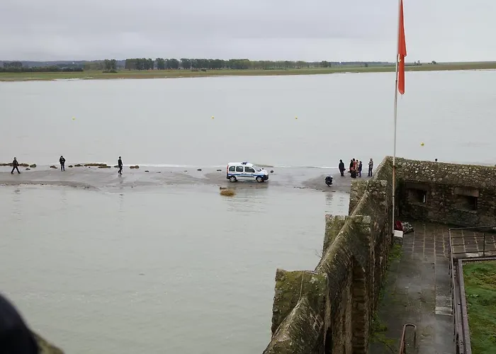 La Petite Chesnee Sacey